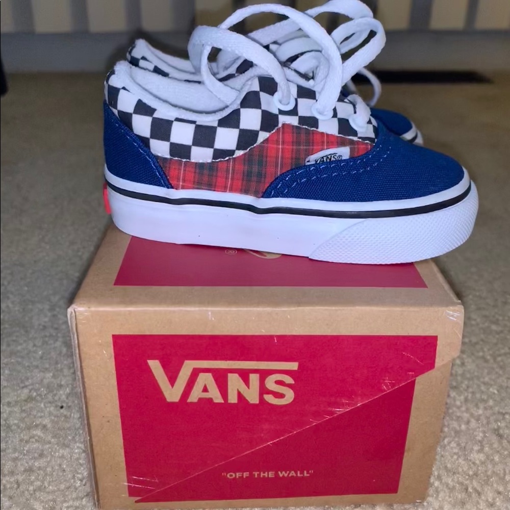 Baby Plaid Checkboard Vans Size 4